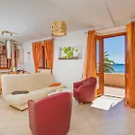 Διαμέρισμα Ana *