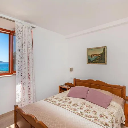 Apartment Ana *