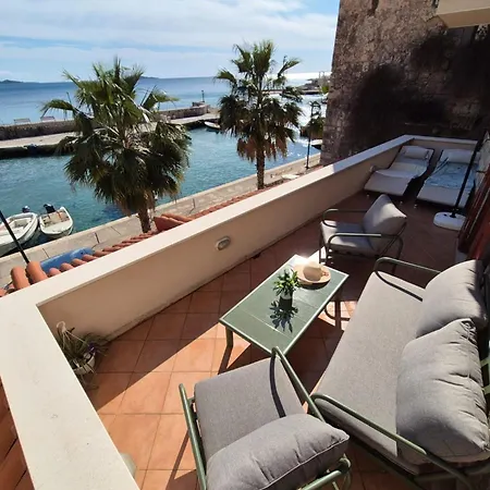 Apartment Ana *